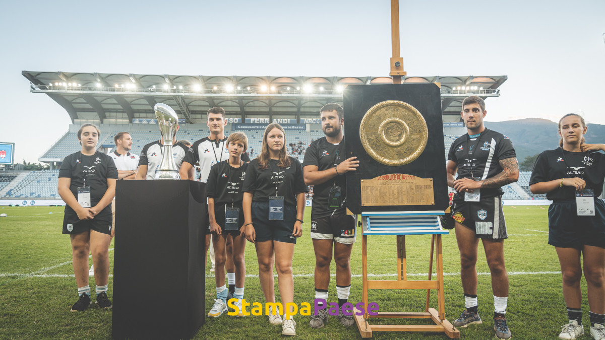 Grande Photo Rugby - Bouclier De Brennus Lourdes 1956 - Dédicace J. Prat